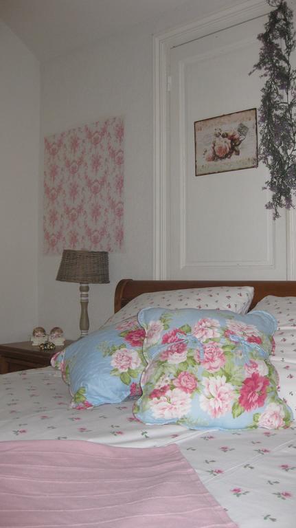 Domaine La Rose Bed & Breakfast Caylus Room photo