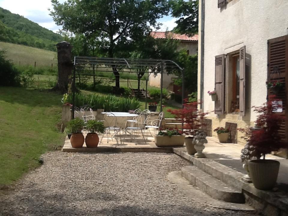Domaine La Rose Bed & Breakfast Caylus Exterior photo